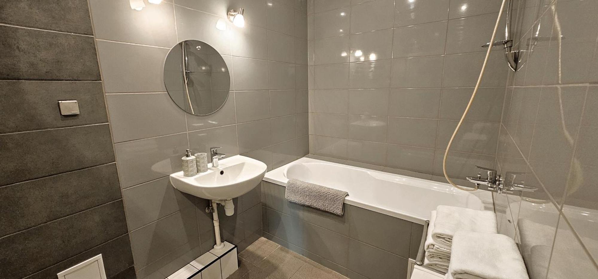 Greystone Suites & Apartments ريغا الغرفة الصورة