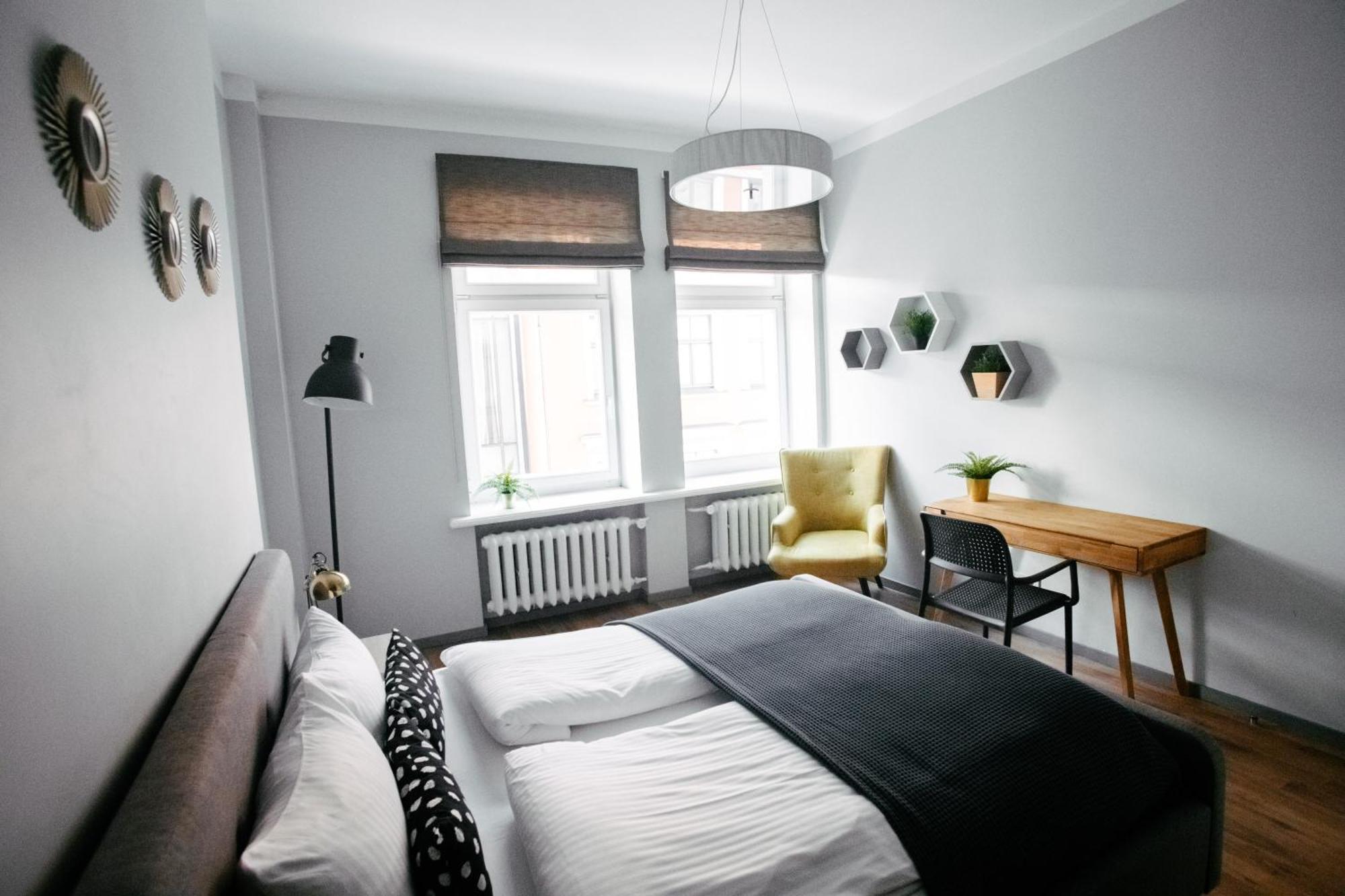 Greystone Suites & Apartments ريغا الغرفة الصورة