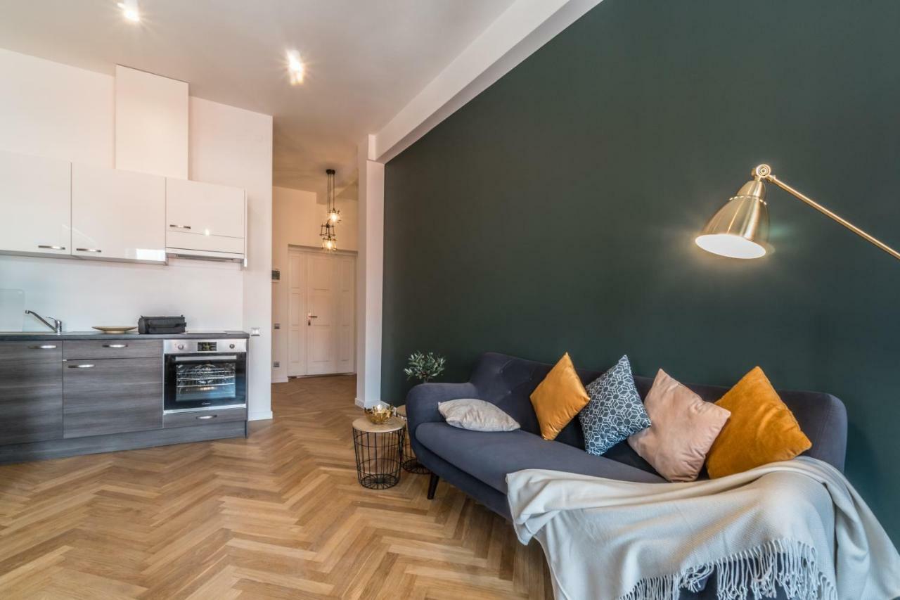 Greystone Suites & Apartments ريغا المظهر الخارجي الصورة